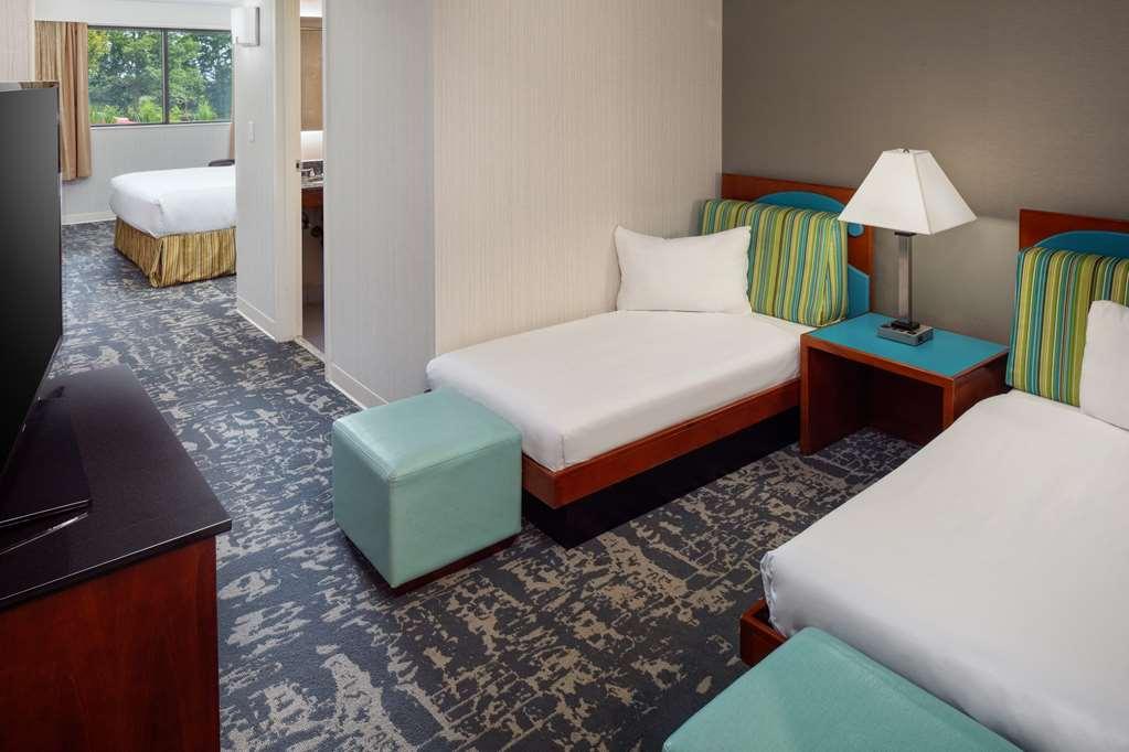 Doubletree Boston North Shore Данверс Номер фото